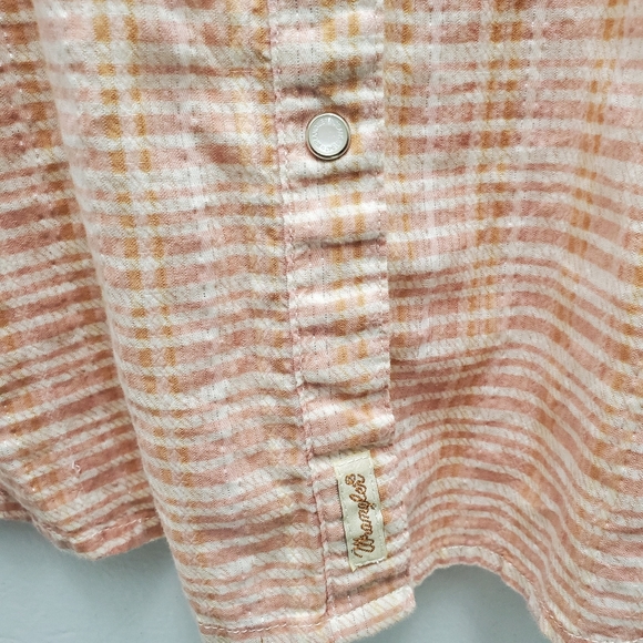 WRANGLER Pearl Snap Down Ombre Print w/ Panel Shoulders EUC Size XL - Picture 4 of 13